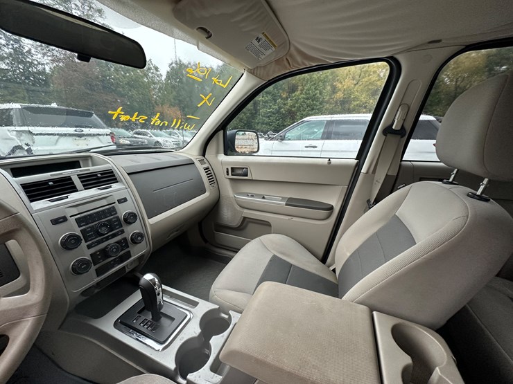 2008-ford-escape-hybrid-image-19