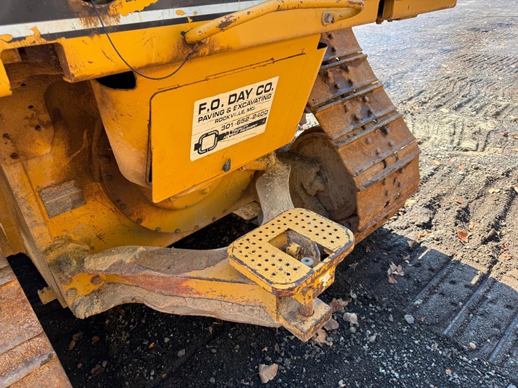 caterpillar-d6n-xl-image-22