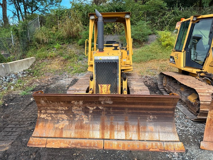 caterpillar-d4c-xl-image-6