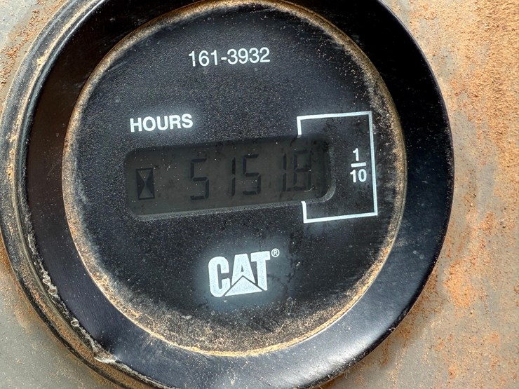 caterpillar-d5g-lgp-image-17