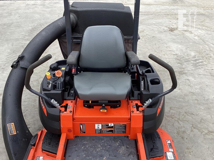 2018-kubota-z121s-image-10