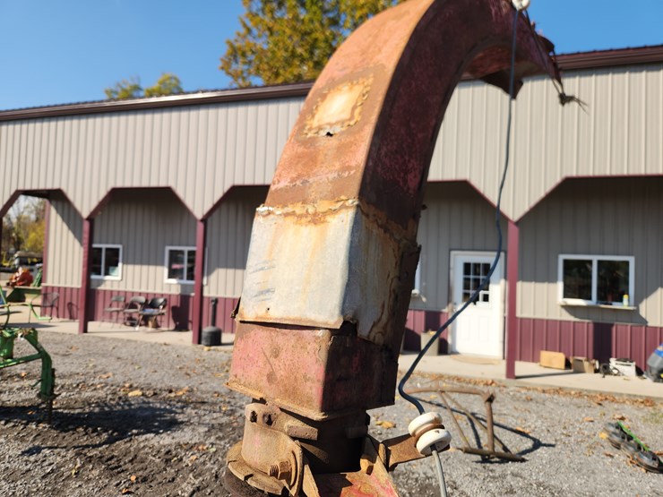 new-holland-707-image-4