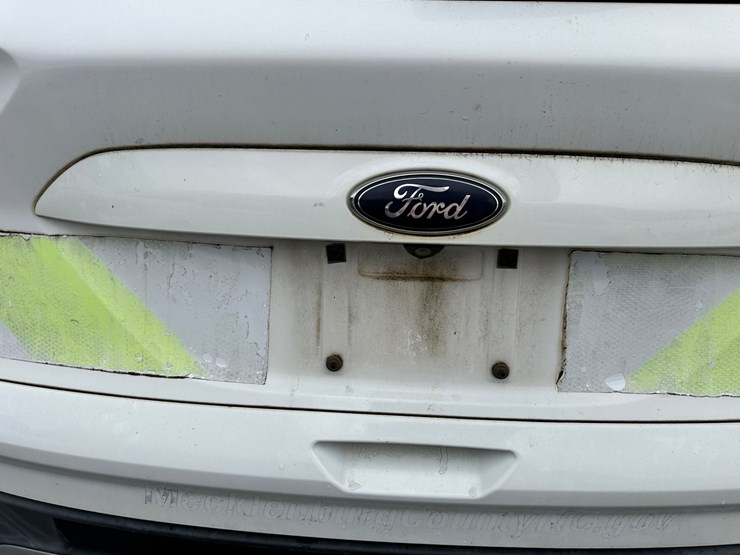 2014-ford-escape-image-59