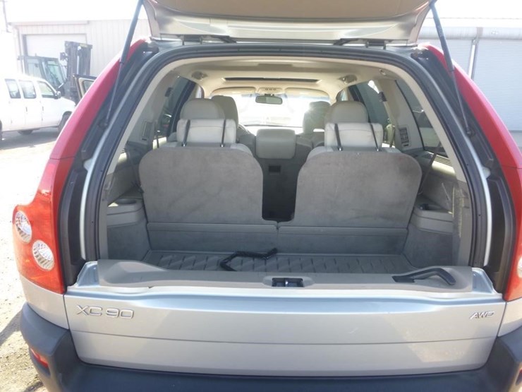 2005-volvo-xc90-image-10