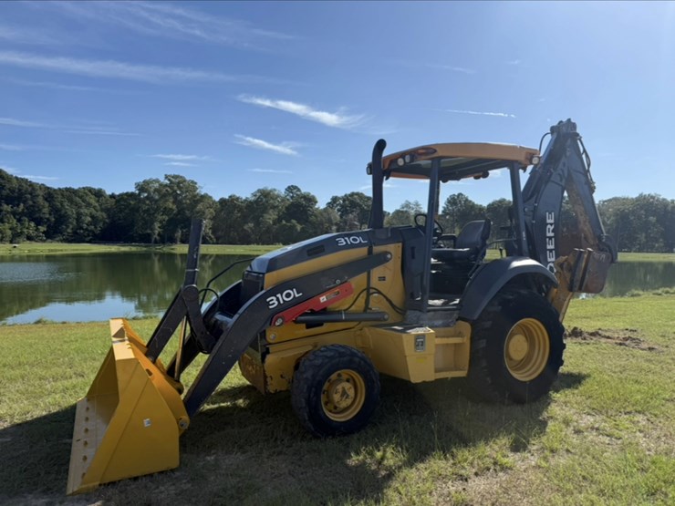 deere-310l-image-1