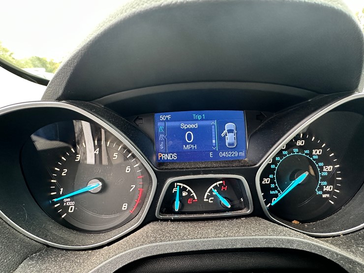 2014-ford-escape-image-72