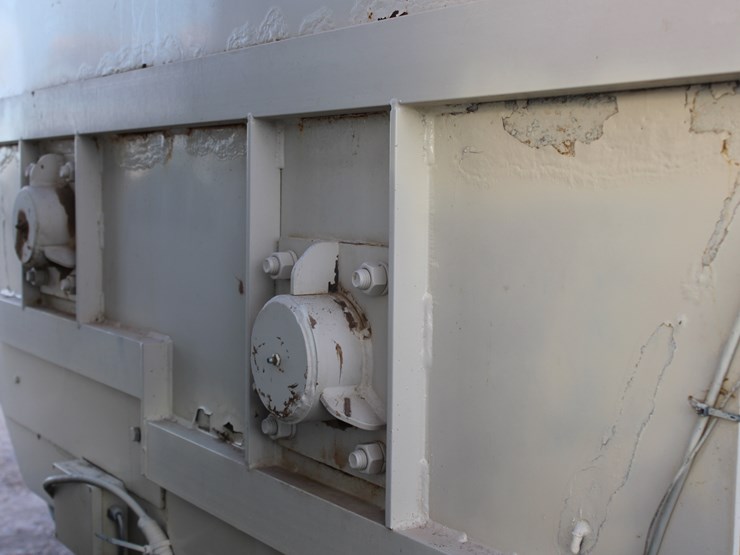 2004-international-durastar-4300-image-55