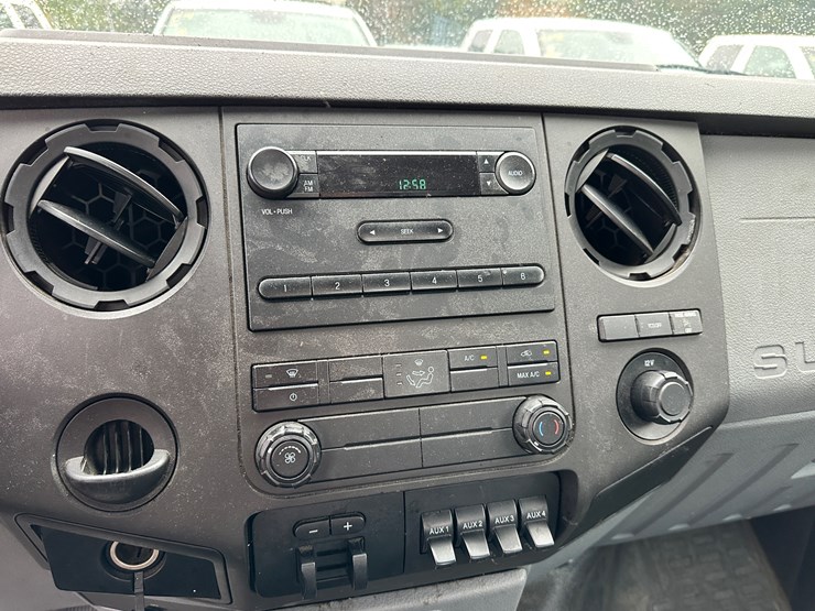 2015-ford-f350-xl-image-78