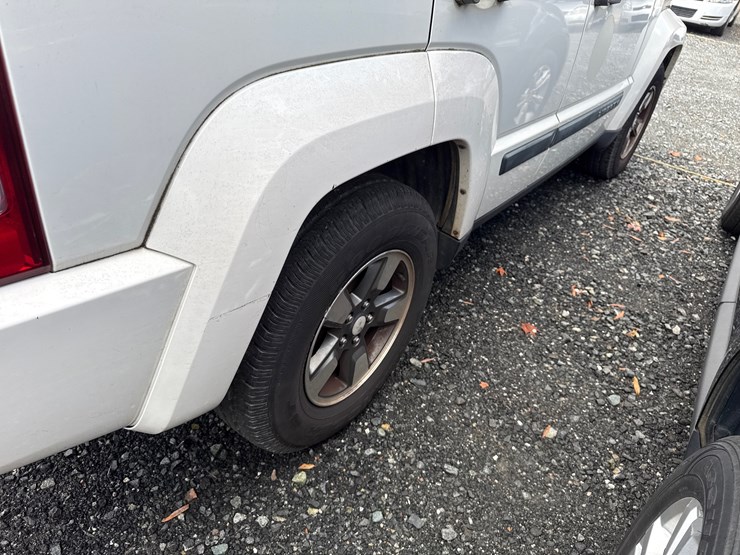 2008-jeep-liberty-image-43