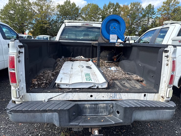 2011-ford-f150-xl-image-45