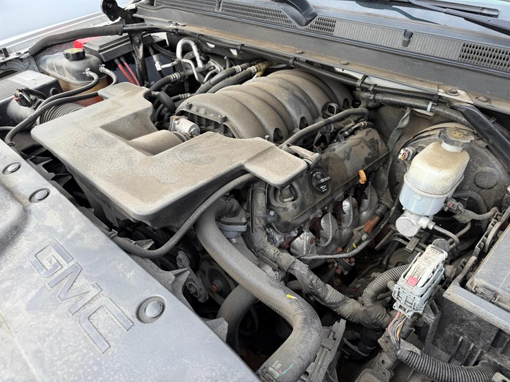 2019-gmc-yukon-denali-image-14