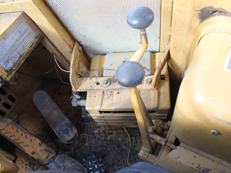 caterpillar-930-image-78