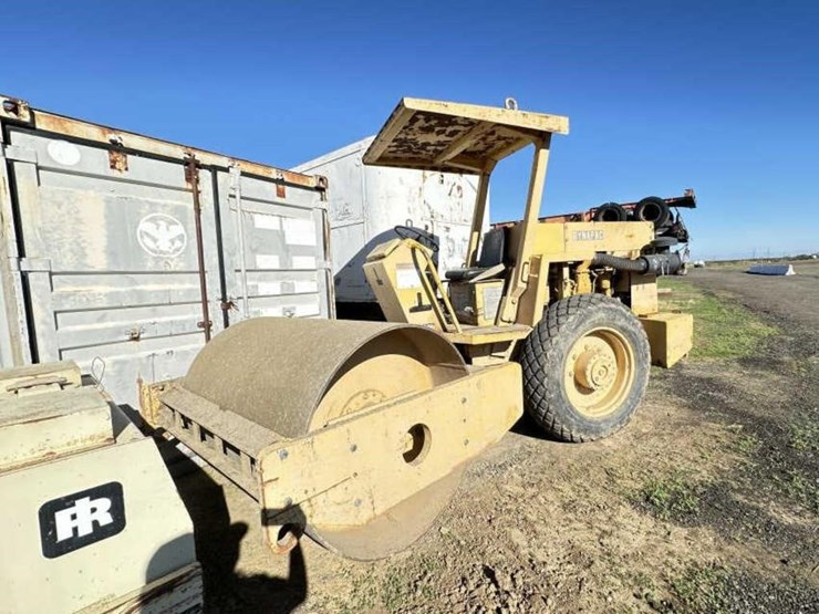 dynapac-ca15-image-1