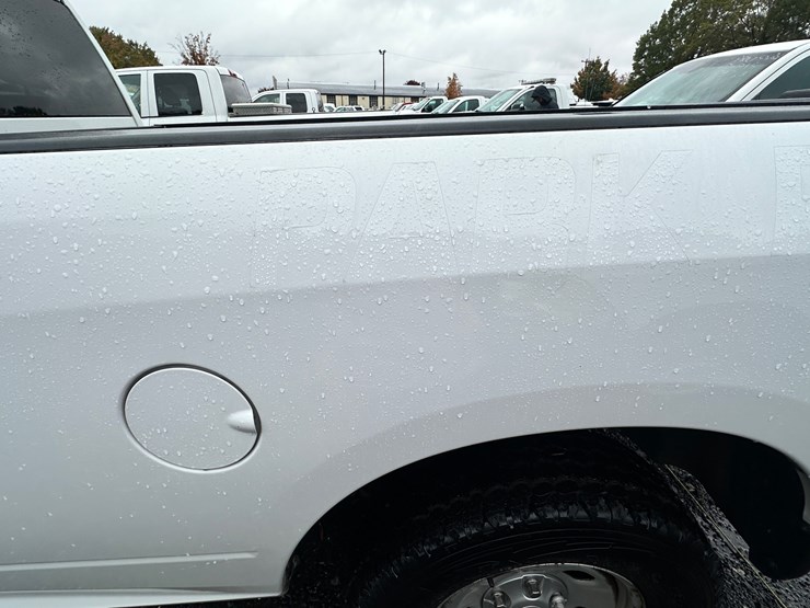 2015-dodge-ram-1500-image-55