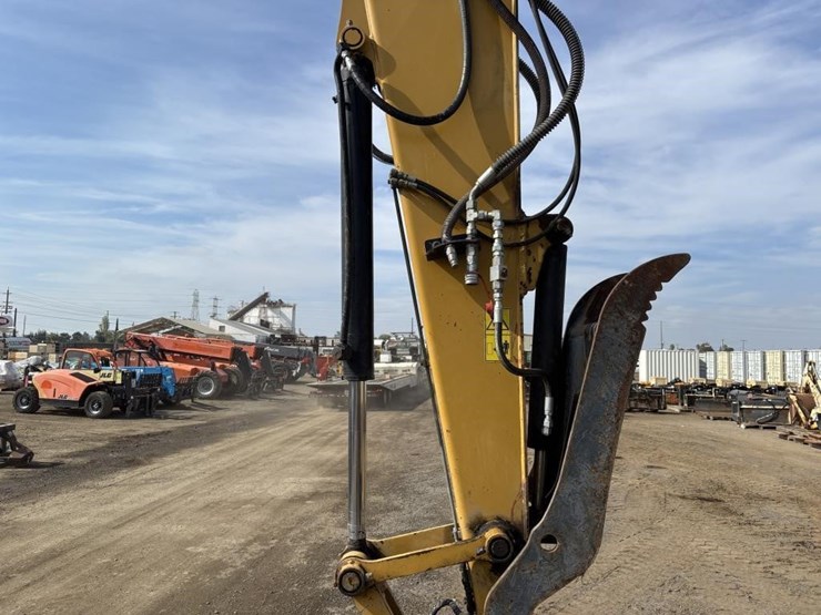 2013-caterpillar-308e2-cr-image-18