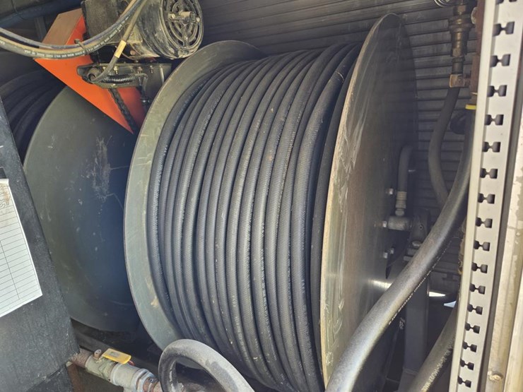 2012-wacker-neuson-e3000-image-37