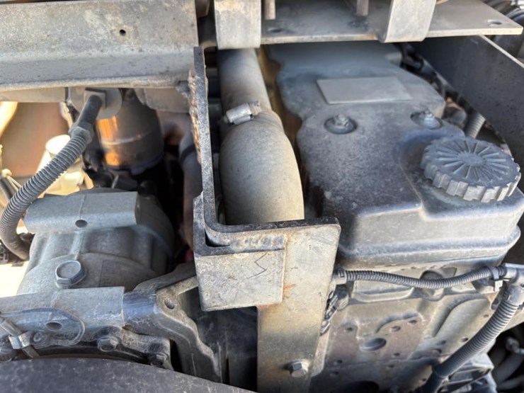 2004-case-721d-image-61