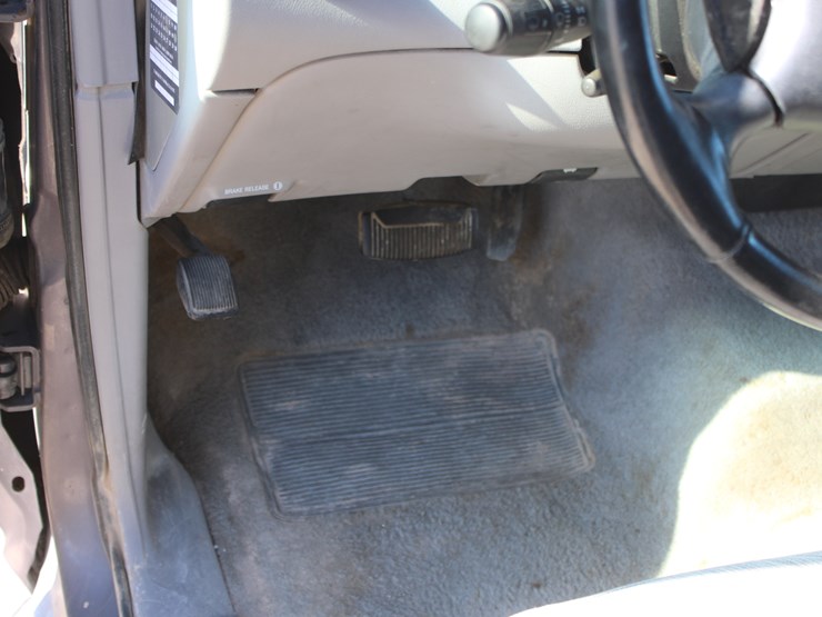 1996-ford-explorer-xlt-image-26