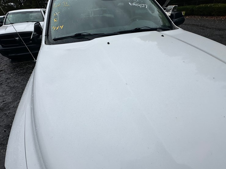 2015-dodge-ram-1500-image-33