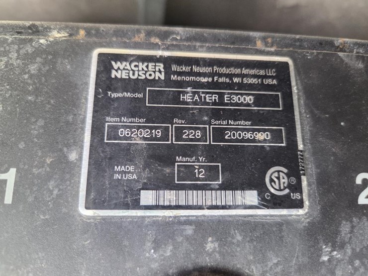 2012-wacker-neuson-e3000-image-44