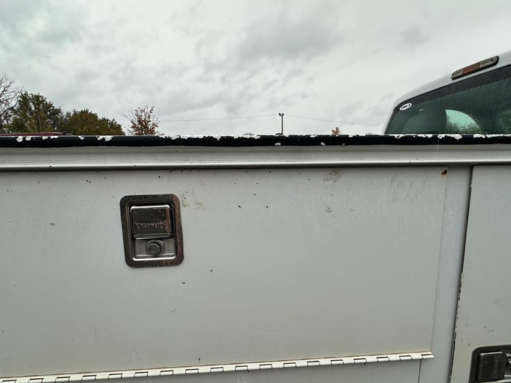 2012-ford-f250-xl-image-20