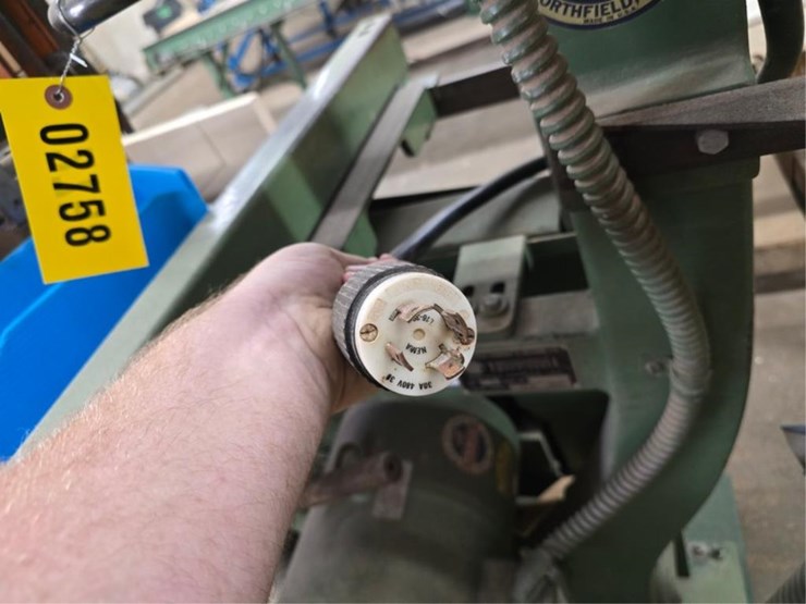 #2758-•-1996-northfield-20"-band-saw-image-16