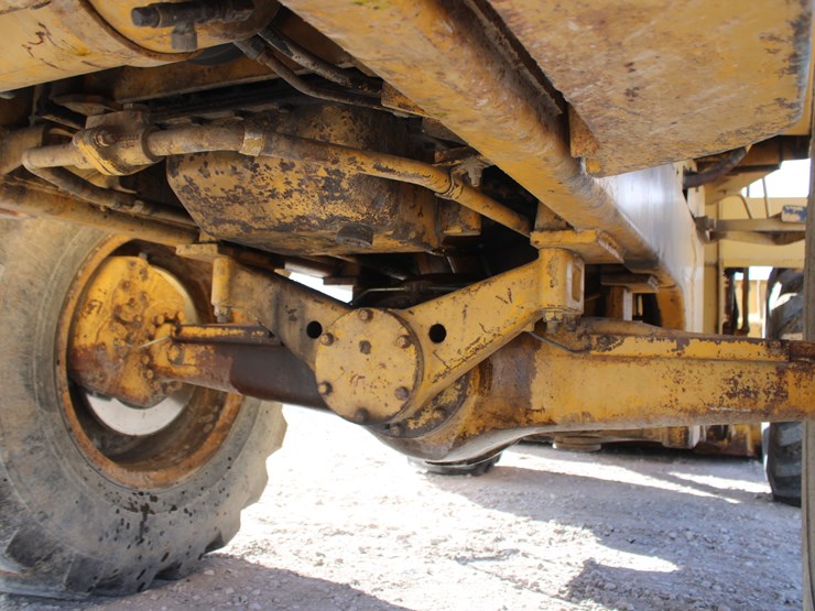 caterpillar-930-image-46