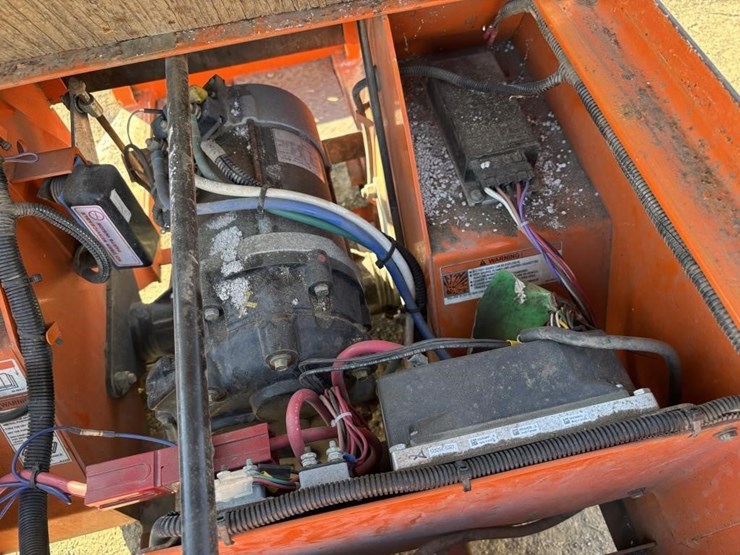 2021-taylor-dunn-sc100-image-13