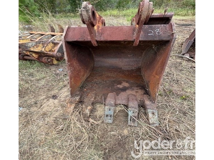 48"-cp-bucket-3-1/2"-pin-to-suit-john-deere-200c-excavator-image-1