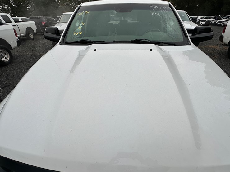 2015-dodge-ram-1500-image-27