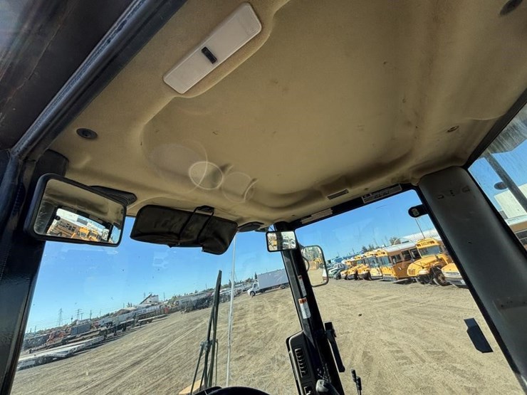 2004-case-721d-image-45