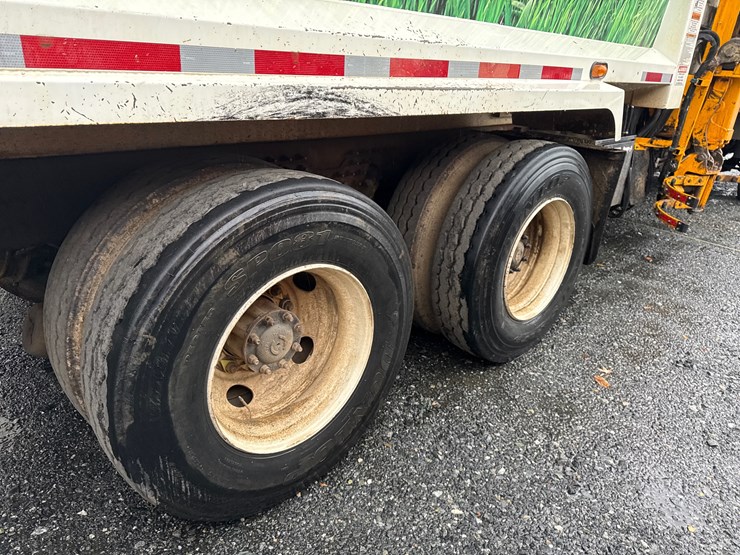 2016-autocar-acx64-image-29