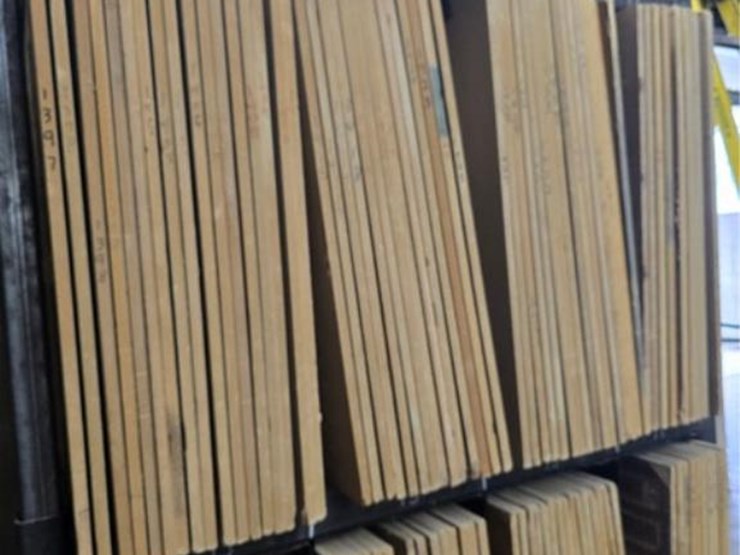 #2747-•-110---39-1/4"x63"-router-molds-w/-rack-image-6