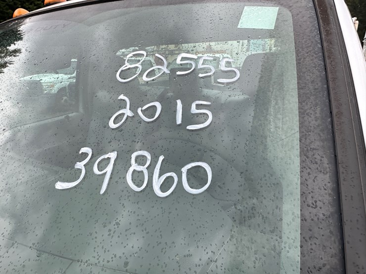 2015-ford-f350-xl-image-3