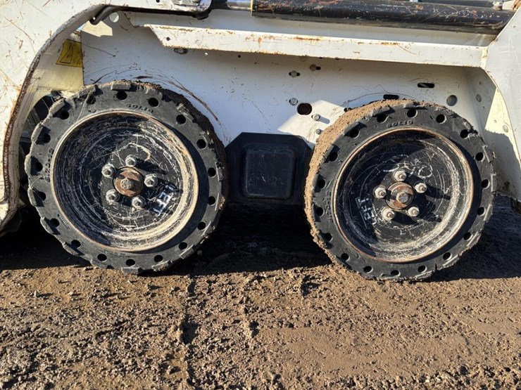 2020-bobcat-s70-image-14