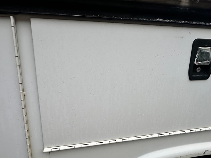 2015-ford-f350-xl-image-9