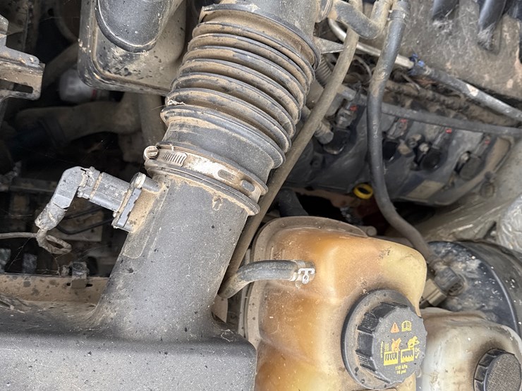 2011-ford-f150-xl-image-35