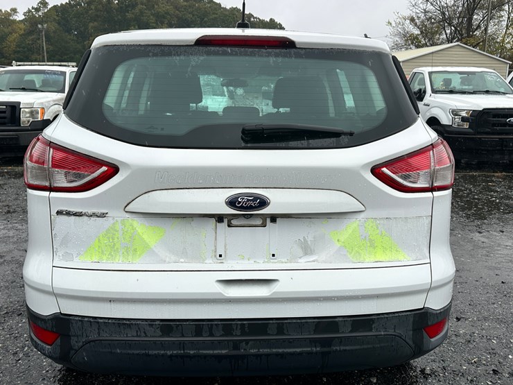 2016-ford-escape-image-8