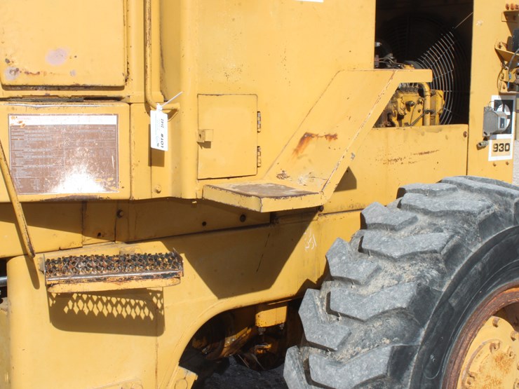 caterpillar-930-image-68