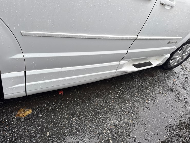 2014-dodge-caravan-image-24