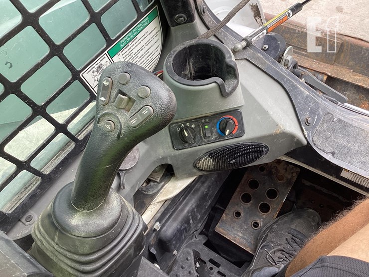 2019-bobcat-t770-image-15