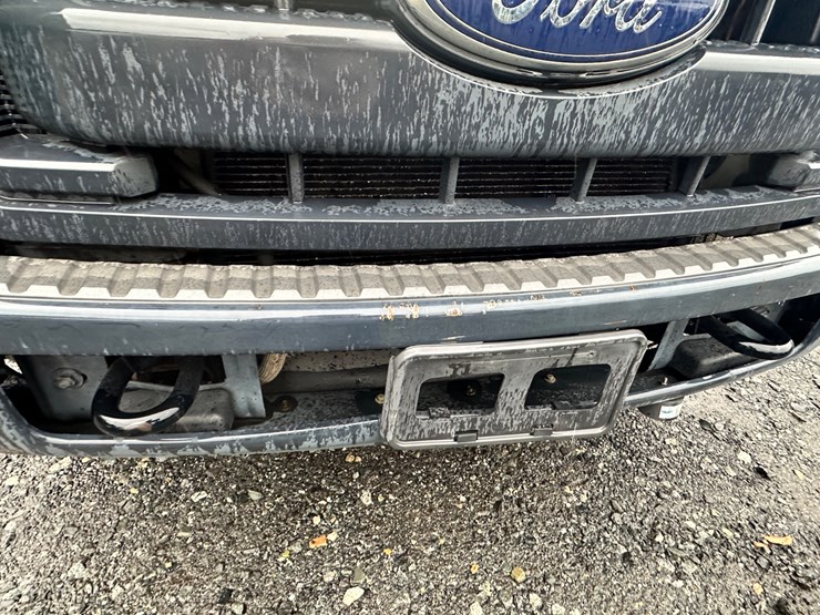 2014-ford-f350-xl-image-35