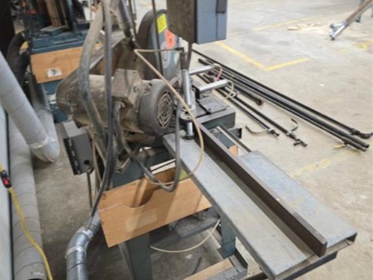 #2779-•-ctd-m225-miter-cut-off-saw-image-4