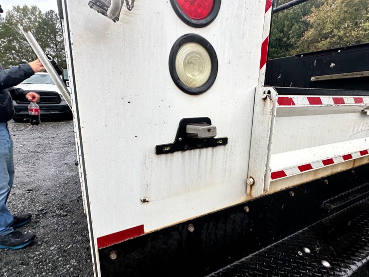 2014-ford-f350-xl-image-58