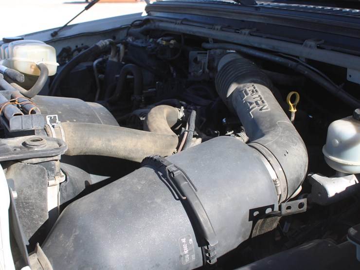 2001-ford-f350-image-25
