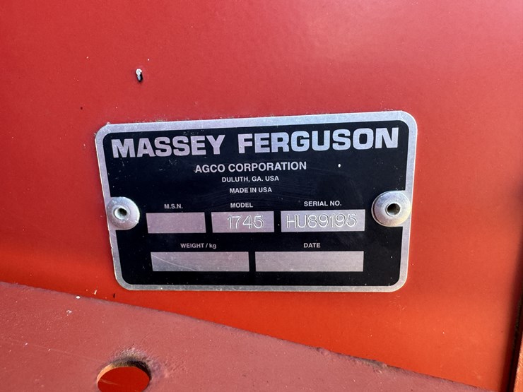 massey-ferguson-1745-image-2