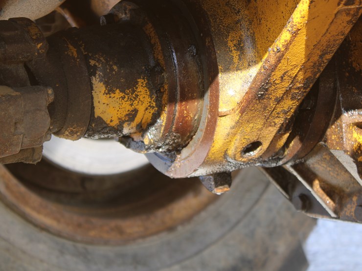 caterpillar-930-image-72