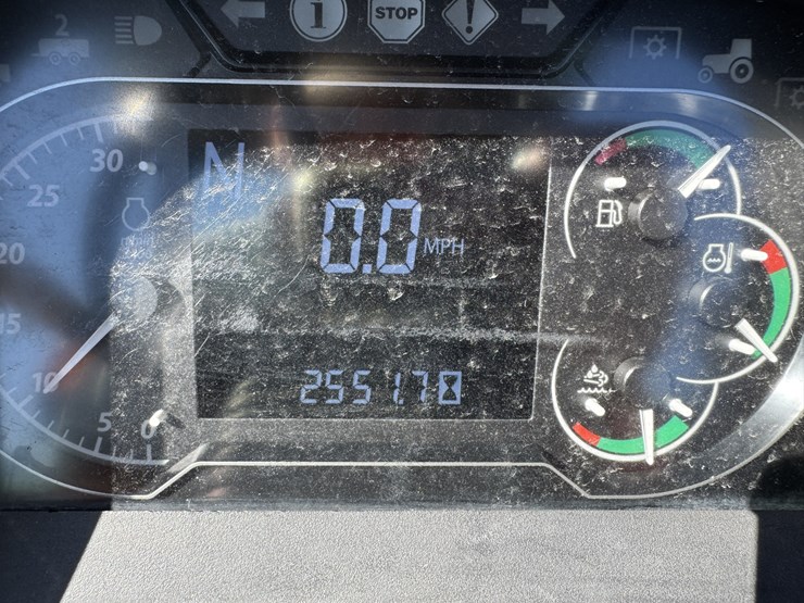 john-deere-5105m-image-2