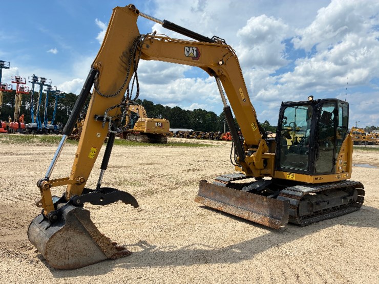 2020-cat-308-image-1