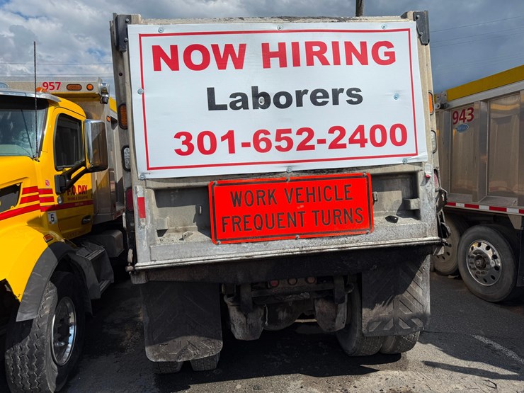 2018-peterbilt-567-image-5